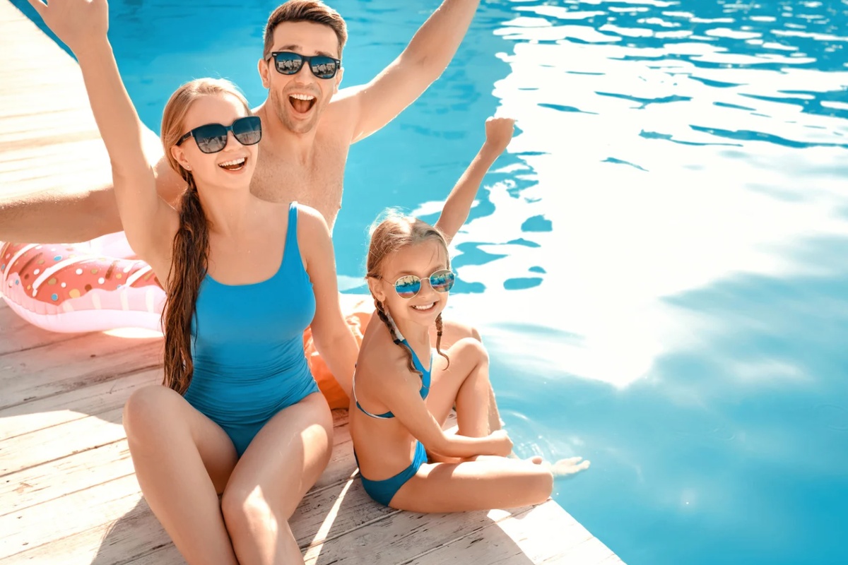 Free Weekday Stay for One Child