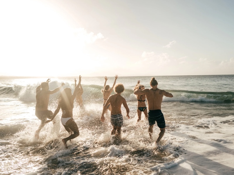 Friends’ Getaway Offer at Al Mare by Optima