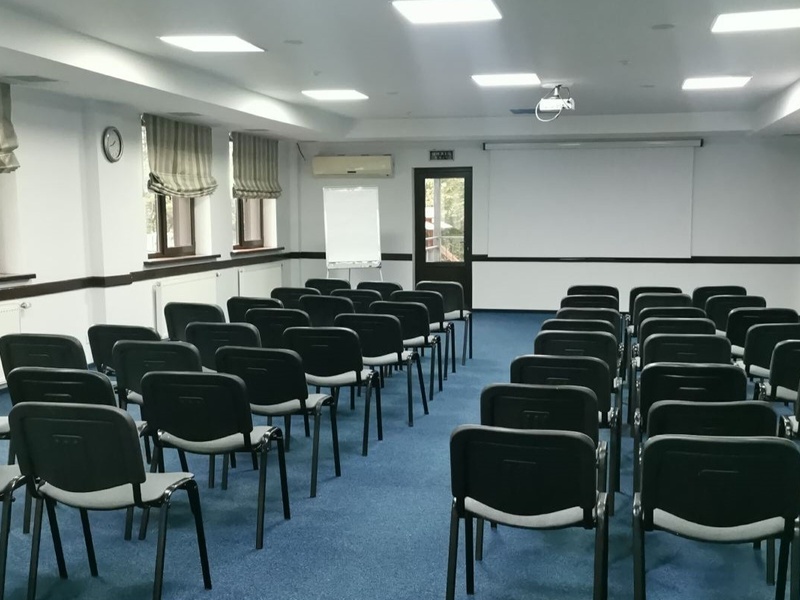 10% Off Conference Room ar VitaPark Carpaty