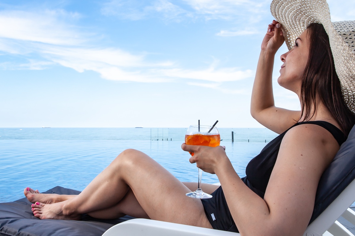 Early booking for May in Chornomorsk