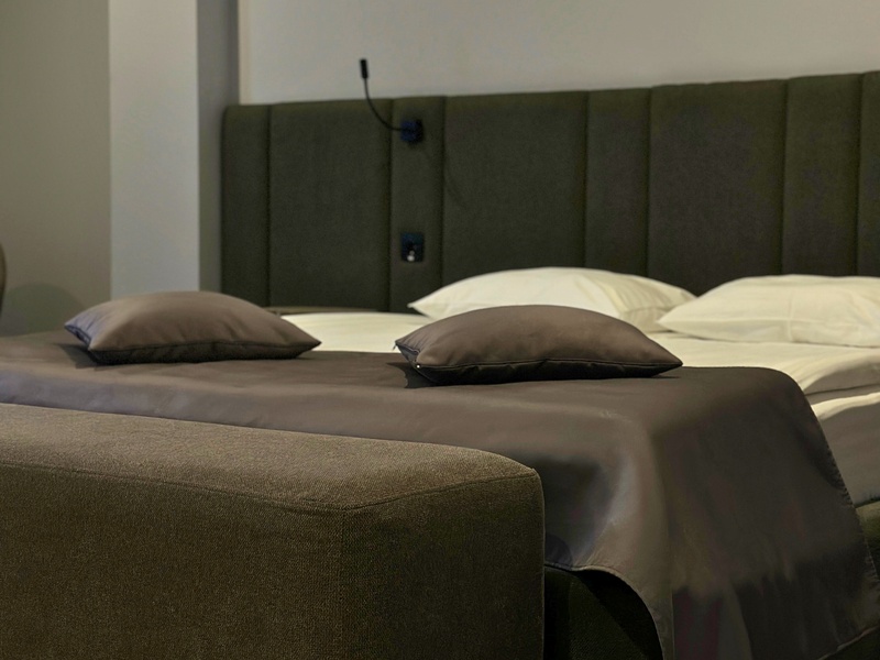 Найкращий готель Чернівців — Optima Collection Чернівці