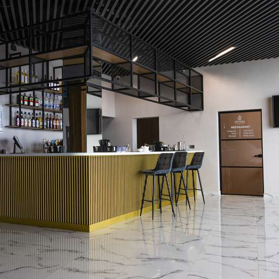 Фото ресторану / бару готелю Optima Collection Miramar Чорноморськ
