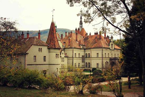 Residence of the Schönborns, castle "St. Miklos"